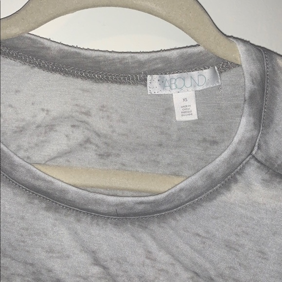 T shirt - Picture 2 of 2